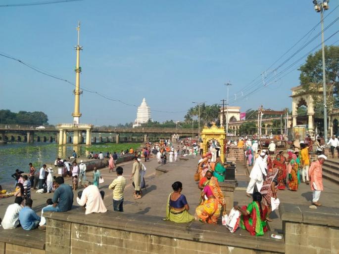 guru haibat baba dindi of saints towards alandi | संतांच्या दिंड्या आळंदीकडे रवाना; गुरु हैबतबाबांच्या पायरीपूजनाने होणार सोहळ्यास सुरुवात guru haibat baba dindi of saints towards alandi | संतांच्या दिंड्या आळंदीकडे रवाना; गुरु हैबतबाबांच्या पायरीपूजनाने होणार सोहळ्यास सुरुवात