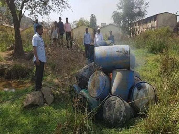  Village bases | गावठी दारूच्या भट्या पुन्हा पेटल्या; सव्वा दोनशेहून अधिक गुन्हे