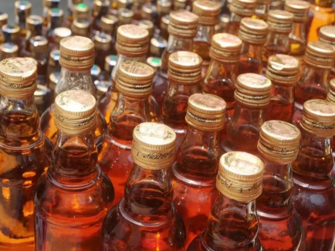 Nanded Excise team raids fake liquor factory in Dharashiv, reveals Bihar connection | धाराशिवमध्ये एक्साइजच्या धाडीत बनावट दारूचा कारखाना उघड, आरोपींमध्ये बिहारचे ५ जण Nanded Excise team raids fake liquor factory in Dharashiv, reveals Bihar connection | धाराशिवमध्ये एक्साइजच्या धाडीत बनावट दारूचा कारखाना उघड, आरोपींमध्ये बिहारचे ५ जण