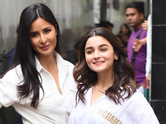 katrina kaif is smitten by alia bhatt dance in ghar more pardesiya | आलिया भटच्या अदांनी कॅटरिना कैफही खल्लास! लिहिला स्पेशल मॅसेज! katrina kaif is smitten by alia bhatt dance in ghar more pardesiya | आलिया भटच्या अदांनी कॅटरिना कैफही खल्लास! लिहिला स्पेशल मॅसेज!
