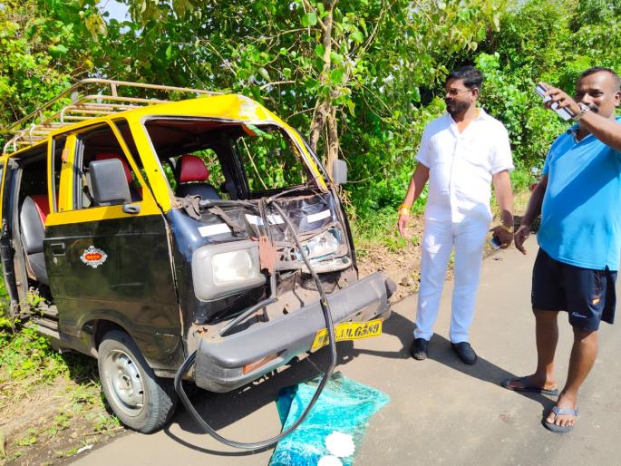 fatal accident on the road near shrigaon on poynad nagothane route | पोयनाड - नागोठणे मार्गावरील श्रीगाव नजीकच्या रस्त्यावर भीषण अपघात fatal accident on the road near shrigaon on poynad nagothane route | पोयनाड - नागोठणे मार्गावरील श्रीगाव नजीकच्या रस्त्यावर भीषण अपघात