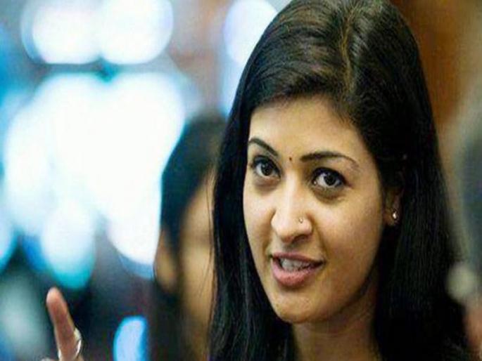 Delhi assembly chaos singes AAP, Alka Lamba asked to resign in row over Rajiv Gandhi resolution | राजीव गांधींच्या भारतरत्नवरुन AAPमध्ये वाद, अलका लांबा यांचा मागितला राजीनामा