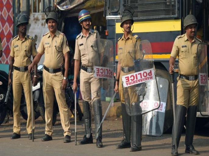 Police take action on 19 criminals in 'Mission All Out' | पोलिसांकडून 'ऑपरेशन ऑल आऊट'मध्ये ८९ गुन्हेगारांवर कारवाई Police take action on 19 criminals in 'Mission All Out' | पोलिसांकडून 'ऑपरेशन ऑल आऊट'मध्ये ८९ गुन्हेगारांवर कारवाई