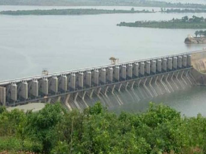 All parties united in Karnataka on Almatti dam height, discord in Maharashtra | अलमट्टी धरण उंचीवर कर्नाटकात सर्वपक्षीय एकत्र, महाराष्ट्रात विसंवाद All parties united in Karnataka on Almatti dam height, discord in Maharashtra | अलमट्टी धरण उंचीवर कर्नाटकात सर्वपक्षीय एकत्र, महाराष्ट्रात विसंवाद