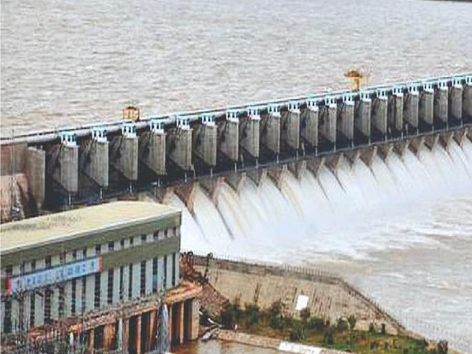 Coordination will be maintained between Maharashtra and Karnataka to deal with possible floods in Kolhapur and Sangli districts during the monsoon season | अलमट्टीतील विसर्गाची पूर्वसूचना आधीच मिळणार, १५ ऑगस्टपर्यंत पाणी पातळी ५१७ मीटर ठेवण्याचे कर्नाटकचे आश्वासन Coordination will be maintained between Maharashtra and Karnataka to deal with possible floods in Kolhapur and Sangli districts during the monsoon season | अलमट्टीतील विसर्गाची पूर्वसूचना आधीच मिळणार, १५ ऑगस्टपर्यंत पाणी पातळी ५१७ मीटर ठेवण्याचे कर्नाटकचे आश्वासन