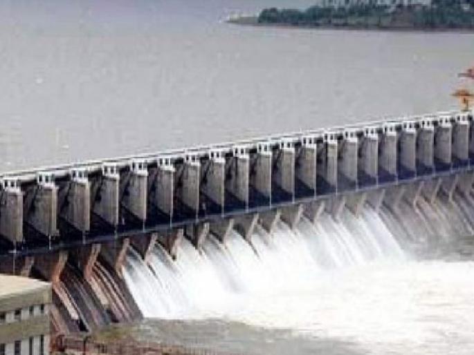 75 thousand cusecs of water released from Almaty; Relief to Sangli, Kolhapur districts | अलमट्टीतून ७५ हजार क्युसेकने पाणी सोडले; सांगली, कोल्हापूर जिल्ह्यांना दिलासा 