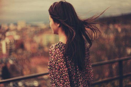 The lost girl was reached to her parents by 'Sakhi' | वाट चुकलेल्या तरुणीला ‘सखी’ने मिळवून दिले आई-वडील The lost girl was reached to her parents by 'Sakhi' | वाट चुकलेल्या तरुणीला ‘सखी’ने मिळवून दिले आई-वडील