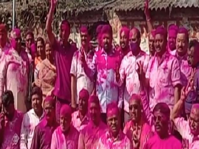 Mahadik ruling party in the Wadgaon market committee is on its way to victory | वडगाव बाजार समितीत समझोता एक्स्प्रेस सुसाट, सर्व जागा जिंकल्या