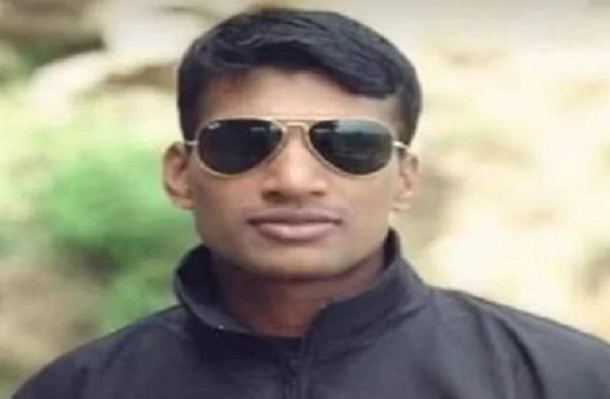 samastipur martyr jawan aman singh india china face off in ladakh | कॉल आला अन् सांगितले, "तुम्ही अमनचे वडील आहात? तुमचा मुलगा देशासाठी शहीद झाला"