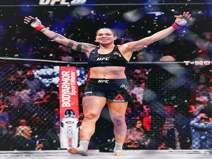 UFC world champion Amanda Nunes wows fans by posing naked with only her belts | Social Viral: UFC वर्ल्ड चॅम्पियन्स अमांडा नन्सनं शेअर केला Nude फोटो UFC world champion Amanda Nunes wows fans by posing naked with only her belts | Social Viral: UFC वर्ल्ड चॅम्पियन्स अमांडा नन्सनं शेअर केला Nude फोटो
