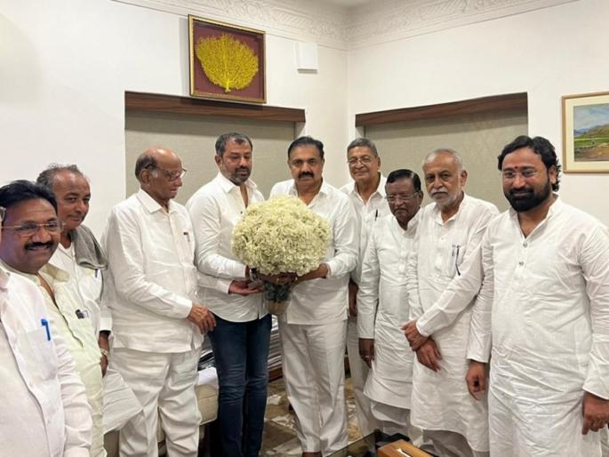 Former Congress MLA became NCP candidate Amar Kale will fight on from Wardhya lok sabha seat | काँग्रेसचे माजी आमदार झाले राष्ट्रवादीचे उमेदवार; अमर काळे वर्ध्यातून ‘तुतारी’वर लढणार  Former Congress MLA became NCP candidate Amar Kale will fight on from Wardhya lok sabha seat | काँग्रेसचे माजी आमदार झाले राष्ट्रवादीचे उमेदवार; अमर काळे वर्ध्यातून ‘तुतारी’वर लढणार