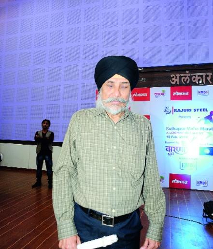 Blind Amarjit Singh's 'Marathon' to run marathon: 'Youth' for the fourth year: Today, half-marathon is perfect for 83 times | अंध अमरजितसिंग यांचा मॅरेथॉन धावण्याचा निर्धार बासष्ठ वर्षांचे ‘तरुण’ : आजपर्यंत ८३ वेळा अर्धमॅरेथॉन सहज पूर्ण Blind Amarjit Singh's 'Marathon' to run marathon: 'Youth' for the fourth year: Today, half-marathon is perfect for 83 times | अंध अमरजितसिंग यांचा मॅरेथॉन धावण्याचा निर्धार बासष्ठ वर्षांचे ‘तरुण’ : आजपर्यंत ८३ वेळा अर्धमॅरेथॉन सहज पूर्ण