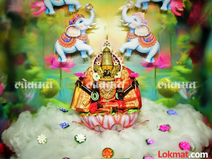 On the first day of Sharadiya Navratri festival Ambabai is worshipped in the form of Kamala Lakshmi, the installation ceremony is held with a cannon salute. | Kolhapur: नवरात्रौत्सवाच्या पहिल्या दिवशी अंबाबाईची कमलालक्ष्मी रूपात पूजा, तोफेच्या सलामीने घटस्थापना On the first day of Sharadiya Navratri festival Ambabai is worshipped in the form of Kamala Lakshmi, the installation ceremony is held with a cannon salute. | Kolhapur: नवरात्रौत्सवाच्या पहिल्या दिवशी अंबाबाईची कमलालक्ष्मी रूपात पूजा, तोफेच्या सलामीने घटस्थापना