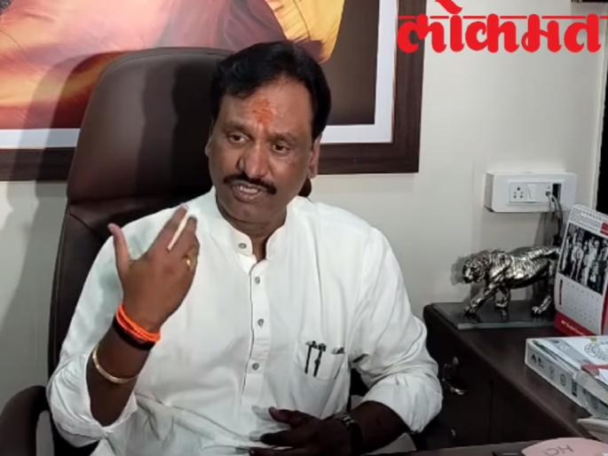 Sunil Kendrekar was forced to take voluntary retirement for siding with farmers; Accusation of Ambadas Danave | शेतकऱ्यांची बाजू घेतली म्हणून केंद्रेकरांना व्हीआरएस घेण्यास भाग पाडले; अंबादास दानवेंचा आरोप Sunil Kendrekar was forced to take voluntary retirement for siding with farmers; Accusation of Ambadas Danave | शेतकऱ्यांची बाजू घेतली म्हणून केंद्रेकरांना व्हीआरएस घेण्यास भाग पाडले; अंबादास दानवेंचा आरोप