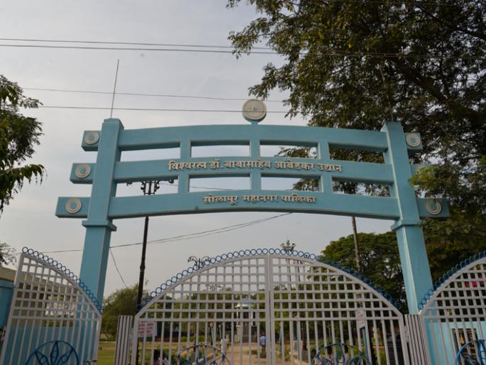 Due to Solapur; Jagaar is being done by three Buddhists and 33 Buddhist pilgrims | सोलापुरची भिमाई ; तीन बुद्धविहार अन् ३३ बौद्धाचार्यांकडून होतोय जागर Due to Solapur; Jagaar is being done by three Buddhists and 33 Buddhist pilgrims | सोलापुरची भिमाई ; तीन बुद्धविहार अन् ३३ बौद्धाचार्यांकडून होतोय जागर