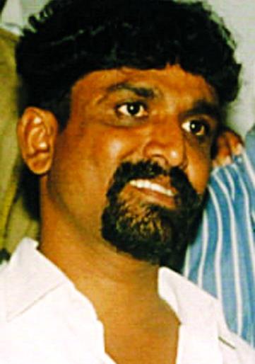 Another crime against gangster Ambekar in Nagpur | नागपुरातील गॅंगस्टर आंबेकरविरुद्ध आणखी एक गुन्हा Another crime against gangster Ambekar in Nagpur | नागपुरातील गॅंगस्टर आंबेकरविरुद्ध आणखी एक गुन्हा