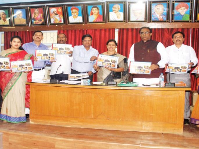 Corporators have lost the seriousness of the budget | नगरसेवकांच्या वादात अर्थसंकल्पाचे गांभीर्य हरवले Corporators have lost the seriousness of the budget | नगरसेवकांच्या वादात अर्थसंकल्पाचे गांभीर्य हरवले