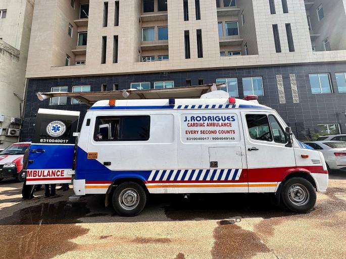 Ambulances that save lives are 'sick'; The plight of many vehicles, GPS installation mandatory | आयुष्य वाचवणाऱ्या रुग्णवाहिकाच ‘आजारी’; अनेक वाहनांची दुर्दशा, जीपीएस बसविणे अनिवार्य