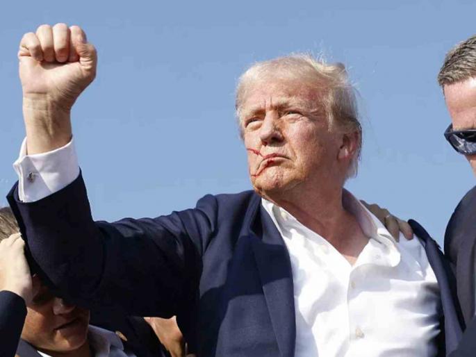 A plot to attack Trump again? A knife-wielding man was shot near the venue of a party convention | ट्रम्प यांच्यावर पुन्हा हल्ला करण्याचा कट? पक्षाच्या अधिवेशन स्थळाजवळ चाकू घेऊन फिरणाऱ्याला घातल्या गोळ्या A plot to attack Trump again? A knife-wielding man was shot near the venue of a party convention | ट्रम्प यांच्यावर पुन्हा हल्ला करण्याचा कट? पक्षाच्या अधिवेशन स्थळाजवळ चाकू घेऊन फिरणाऱ्याला घातल्या गोळ्या