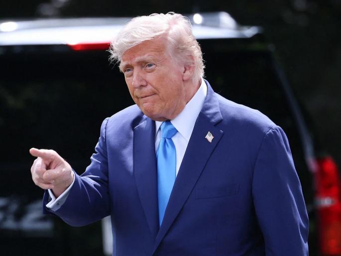 Those who were being bold were killed donald Trump threatened Iran | 'जे धाडसी होत होते ते मारले गेले'; ट्रम्प यांनी इराणला धमकी दिली; म्हणाले, "करार करा नाहीतर..." Those who were being bold were killed donald Trump threatened Iran | 'जे धाडसी होत होते ते मारले गेले'; ट्रम्प यांनी इराणला धमकी दिली; म्हणाले, "करार करा नाहीतर..."