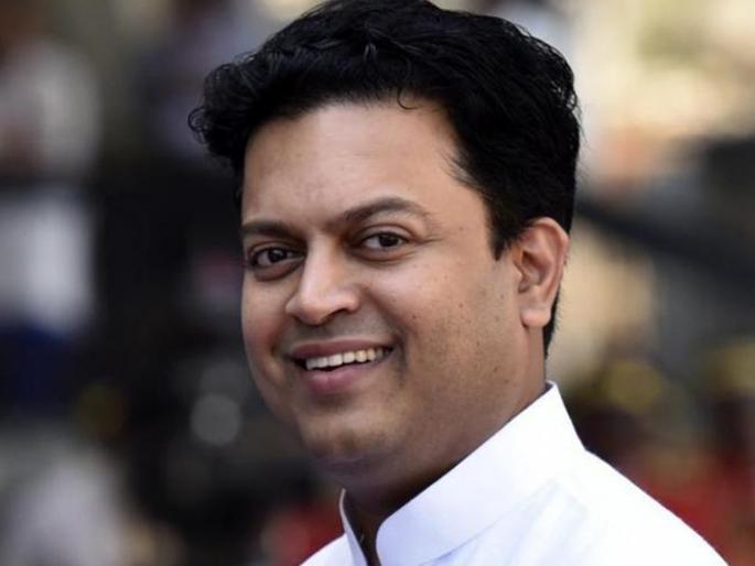 Determined to give Marathi as an aristocratic language - Cultural Minister | मराठीला अभिजात भाषेचा दर्जा देण्यासंबंधी कटिबद्ध- सांस्कृतिक मंत्री Determined to give Marathi as an aristocratic language - Cultural Minister | मराठीला अभिजात भाषेचा दर्जा देण्यासंबंधी कटिबद्ध- सांस्कृतिक मंत्री
