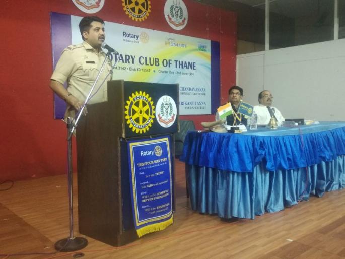 No traffic police need to be paid on Sigal: Amit Kale | सिग्लवर एकही वाहतूक पोलीस देण्याची गरज पडू नये : अमित काळे No traffic police need to be paid on Sigal: Amit Kale | सिग्लवर एकही वाहतूक पोलीस देण्याची गरज पडू नये : अमित काळे