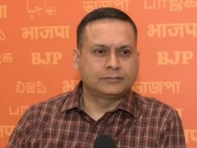 FIR Filed Against BJP IT Cell Chief Amit Malviya In Karnataka | भाजप नेते अमित मालवीय यांच्याविरोधात एफआयआर, राहुल गांधींबद्दल केलं होतं ट्विट!  FIR Filed Against BJP IT Cell Chief Amit Malviya In Karnataka | भाजप नेते अमित मालवीय यांच्याविरोधात एफआयआर, राहुल गांधींबद्दल केलं होतं ट्विट!