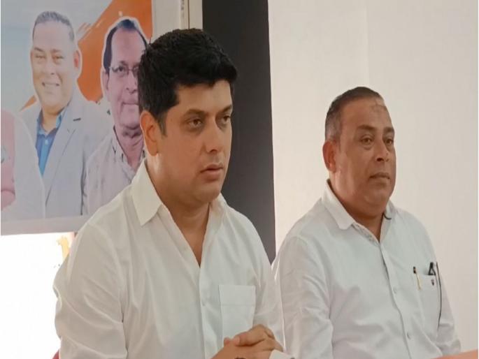 File an FIR against contractor; Demand of Congress goa state president | "त्या" कंत्राटदाराविरोधात FIR दाखल करा; कॉंग्रेस प्रदेशाध्यक्षांची मागणी File an FIR against contractor; Demand of Congress goa state president | "त्या" कंत्राटदाराविरोधात FIR दाखल करा; कॉंग्रेस प्रदेशाध्यक्षांची मागणी