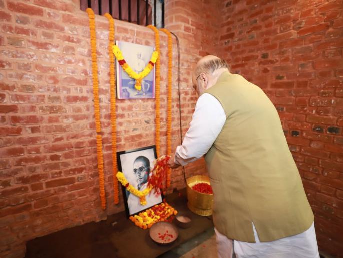 he earned title of veer said amit shah tribute to savarkar at cellular jail andaman and slams critics | Veer Savarkar: “सावरकर खरे देशभक्त, शंका घेणाऱ्यांना थोडी तरी लाज वाटली पाहिजे”; अमित शहांचे प्रत्युत्तर he earned title of veer said amit shah tribute to savarkar at cellular jail andaman and slams critics | Veer Savarkar: “सावरकर खरे देशभक्त, शंका घेणाऱ्यांना थोडी तरी लाज वाटली पाहिजे”; अमित शहांचे प्रत्युत्तर