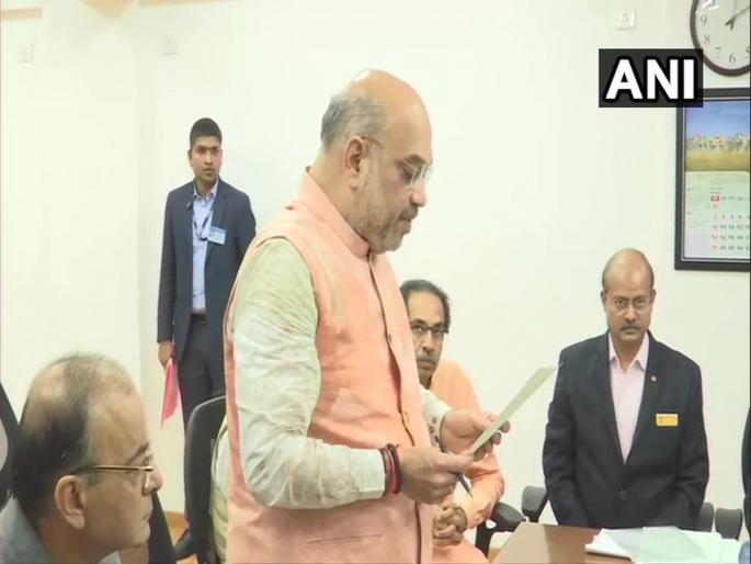 Gandhinagar BJP President Amit Shah files his nomination for Gandhinagar parliamentary constituency | Lok Sabha Election 2019 : अमित शहांचा गांधीनगरमधून उमेदवारी अर्ज, उद्धव ठाकरे उपस्थित Gandhinagar BJP President Amit Shah files his nomination for Gandhinagar parliamentary constituency | Lok Sabha Election 2019 : अमित शहांचा गांधीनगरमधून उमेदवारी अर्ज, उद्धव ठाकरे उपस्थित