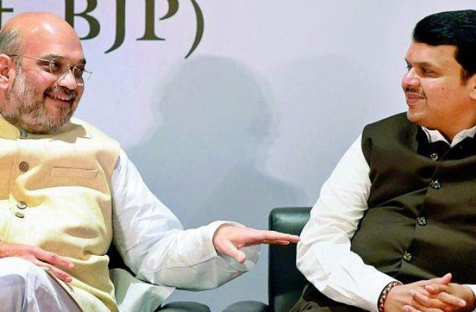 Maharashtra Vidhan Sabha 2019 : Devendra Fadnavis will be next Chief Minister of Maharashtra, clear signal of Amit Shah | Vidhan Sabha 2019 : विधानसभा निवडणुकीनंतरही देवेंद्र फडणवीसच मुख्यमंत्री, अमित शहांचे स्पष्ट संकेत Maharashtra Vidhan Sabha 2019 : Devendra Fadnavis will be next Chief Minister of Maharashtra, clear signal of Amit Shah | Vidhan Sabha 2019 : विधानसभा निवडणुकीनंतरही देवेंद्र फडणवीसच मुख्यमंत्री, अमित शहांचे स्पष्ट संकेत