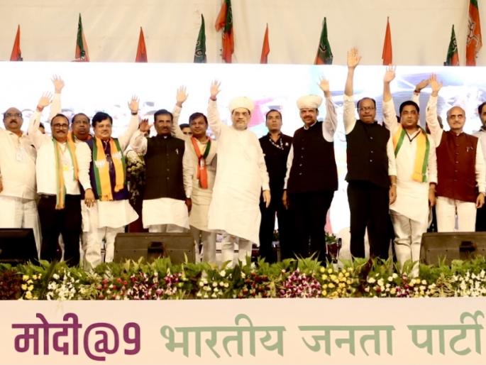 amit shah criticized uddhav thackeray in nanded | निकाल हाती येताच उद्धव ठाकरेंनी धोका दिला; नांदेडमधील सभेत अमित शहा यांचा घणाघात amit shah criticized uddhav thackeray in nanded | निकाल हाती येताच उद्धव ठाकरेंनी धोका दिला; नांदेडमधील सभेत अमित शहा यांचा घणाघात