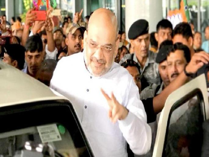 Bangladeshi intruders Trinamool Congress's vote bank; bjp president amit shah attacks on tmc chief mamata banerjee | बांगलादेशी घुसखोरच तृणमूल काँग्रेसची व्होटबँक; ममता बॅनर्जी यांच्यावर अमित शहा यांची जोरदार टीका Bangladeshi intruders Trinamool Congress's vote bank; bjp president amit shah attacks on tmc chief mamata banerjee | बांगलादेशी घुसखोरच तृणमूल काँग्रेसची व्होटबँक; ममता बॅनर्जी यांच्यावर अमित शहा यांची जोरदार टीका