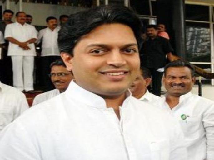 Amit Deshmukh says, 'This government will complete five years' | अमित देशमुख म्हणतात, 'हे सरकार पाच वर्षे नक्की टिकेल' Amit Deshmukh says, 'This government will complete five years' | अमित देशमुख म्हणतात, 'हे सरकार पाच वर्षे नक्की टिकेल'