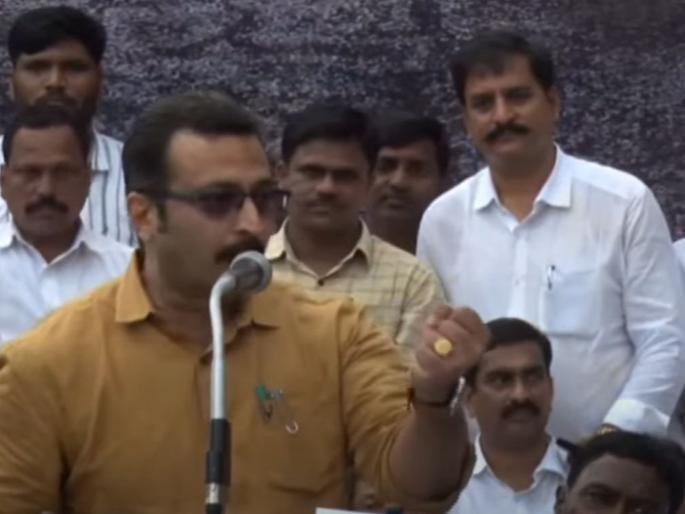 Amol Kolhe's attack over Padalkar statement on jayant patil in sangli rally | "ED, EVM, भौकने वाले..., फौज तेरी भारी है; जंजीरों में जकड़ा हुआ जयंत पाटील..." पडळकरांच्या वक्तव्यावरून अमोल कोल्हेंचा हल्लाबोल Amol Kolhe's attack over Padalkar statement on jayant patil in sangli rally | "ED, EVM, भौकने वाले..., फौज तेरी भारी है; जंजीरों में जकड़ा हुआ जयंत पाटील..." पडळकरांच्या वक्तव्यावरून अमोल कोल्हेंचा हल्लाबोल