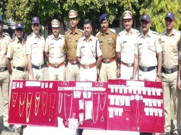 In the infamous 'Rundo' detention for stealing fifties | चोरीचे अर्धशतक करणारा कुख्यात ‘रंडो’ अटकेत In the infamous 'Rundo' detention for stealing fifties | चोरीचे अर्धशतक करणारा कुख्यात ‘रंडो’ अटकेत