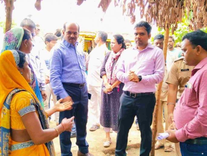 Someone wants a bed, someone says give water; Melghat Vari of administrative system | कुणाला हवे घरकुल, कुणी म्हणतं पाणी द्या; प्रशासकीय यंत्रणेची मेळघाटात वारी Someone wants a bed, someone says give water; Melghat Vari of administrative system | कुणाला हवे घरकुल, कुणी म्हणतं पाणी द्या; प्रशासकीय यंत्रणेची मेळघाटात वारी