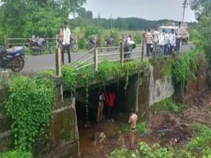 'She' kept asking for money; That's why she was strangled! Woman murdered over love affair | ‘ती’वारंवार पैसे मागायची; म्हणून आवळला गळा! प्रेमसंबंधातून महिलेचा खून 'She' kept asking for money; That's why she was strangled! Woman murdered over love affair | ‘ती’वारंवार पैसे मागायची; म्हणून आवळला गळा! प्रेमसंबंधातून महिलेचा खून