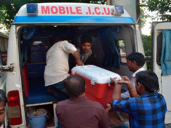 Liver, kidney air ambulance leaves for Mumbai, second successful use in Amravati city | यकृत, मूत्रपिंड एअर अॅम्ब्युलन्सने मुंबईला रवाना, अमरावती शहरात दुस-यांदा यशस्वी प्रयोग Liver, kidney air ambulance leaves for Mumbai, second successful use in Amravati city | यकृत, मूत्रपिंड एअर अॅम्ब्युलन्सने मुंबईला रवाना, अमरावती शहरात दुस-यांदा यशस्वी प्रयोग