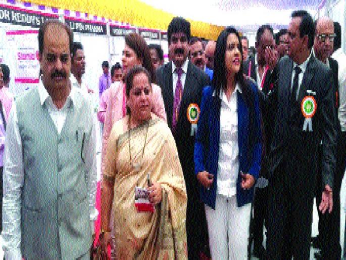 Take the initiative for organism - Amrita Fadnavis | अवयवदानासाठी पुढाकार घ्यावा - अमृता फडणवीस Take the initiative for organism - Amrita Fadnavis | अवयवदानासाठी पुढाकार घ्यावा - अमृता फडणवीस