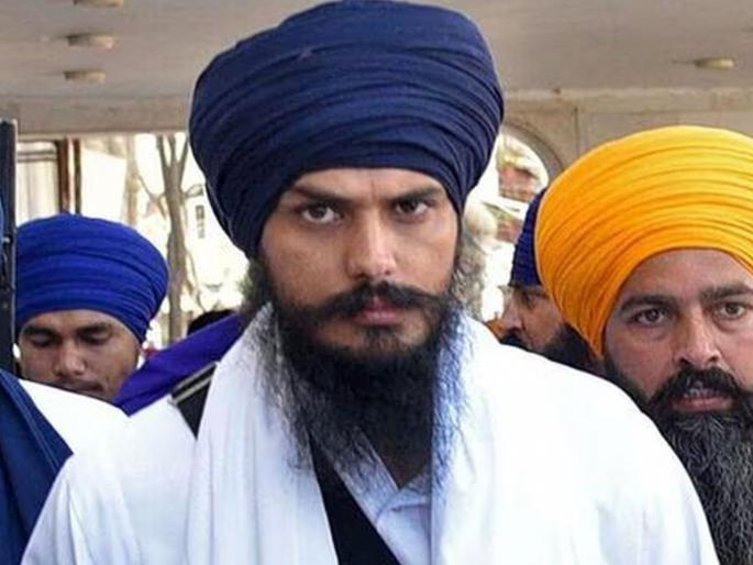 Khalistani supporter Amritpal Singh to contest Lok Sabha; Declaration of former MP lawyer khalsa | खलिस्तानी समर्थक अमृतपाल सिंग लोकसभा लढविणार; माजी खासदार वकिलाची घोषणा Khalistani supporter Amritpal Singh to contest Lok Sabha; Declaration of former MP lawyer khalsa | खलिस्तानी समर्थक अमृतपाल सिंग लोकसभा लढविणार; माजी खासदार वकिलाची घोषणा