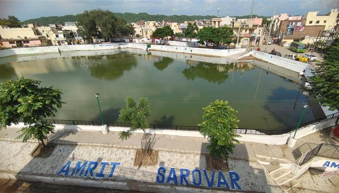 implementation of the sludge free dam scheme as soon as possible in jalgaon | नाराजीची चिखलफेक होताच ‘गाळमुक्त धरण’ योजनेची अंमलबजावणी! implementation of the sludge free dam scheme as soon as possible in jalgaon | नाराजीची चिखलफेक होताच ‘गाळमुक्त धरण’ योजनेची अंमलबजावणी!