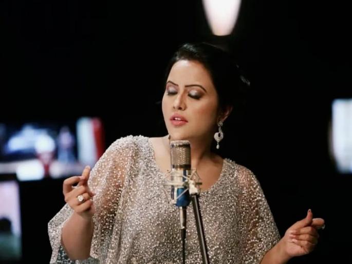 Amruta Fadnavis reveals future plans about singing career songs spiritual music read details | Amruta Fadnavis Songs: महाशिवरात्रीला एक गाणं रिलीज झालं, पुढचा प्लॅन काय? अमृता फडणवीस म्हणतात... Amruta Fadnavis reveals future plans about singing career songs spiritual music read details | Amruta Fadnavis Songs: महाशिवरात्रीला एक गाणं रिलीज झालं, पुढचा प्लॅन काय? अमृता फडणवीस म्हणतात...