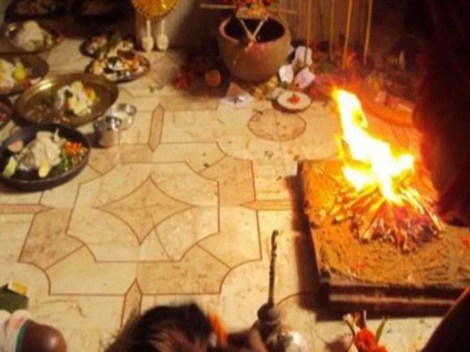 Mantrika tricked a girl and took 8 lakhs from her | बापरे! प्रियकराला वश करणं प्रेयसीला महागात पडलं; मांत्रिकानं ८ लाखांना गंडवलं Mantrika tricked a girl and took 8 lakhs from her | बापरे! प्रियकराला वश करणं प्रेयसीला महागात पडलं; मांत्रिकानं ८ लाखांना गंडवलं