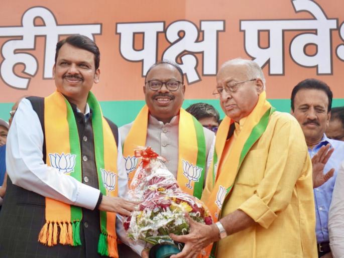 congress leader anantrao deshmukh in bjp entering in the presence of devendra fadnavis | काँग्रेस नेते अनंतराव देशमुख भाजपमध्ये; देवेंद्र फडणवीसांच्या उपस्थितीत प्रवेश congress leader anantrao deshmukh in bjp entering in the presence of devendra fadnavis | काँग्रेस नेते अनंतराव देशमुख भाजपमध्ये; देवेंद्र फडणवीसांच्या उपस्थितीत प्रवेश