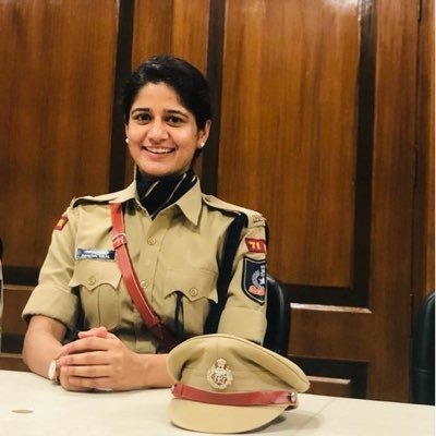 anchal dalal appointed as additional superintendent of police | आंचल दलाल यांची अपर पोलिस अधीक्षकपदी नियुक्ती anchal dalal appointed as additional superintendent of police | आंचल दलाल यांची अपर पोलिस अधीक्षकपदी नियुक्ती