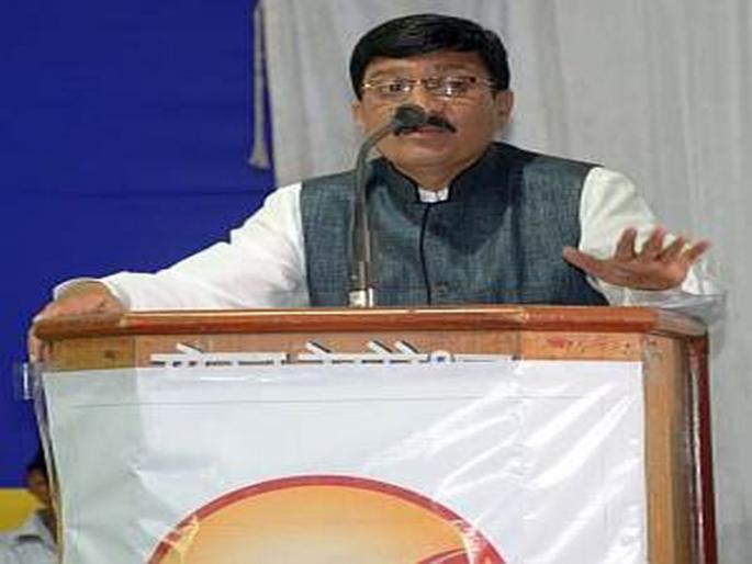 The sting of suffering represents the essence and nature in literature: Gopalakrishna Mandavkar | वेदनेचा डंख साहित्यात सत्त्व अन् स्वत्व उमटविते: गोपालकृष्ण मांडवकर The sting of suffering represents the essence and nature in literature: Gopalakrishna Mandavkar | वेदनेचा डंख साहित्यात सत्त्व अन् स्वत्व उमटविते: गोपालकृष्ण मांडवकर