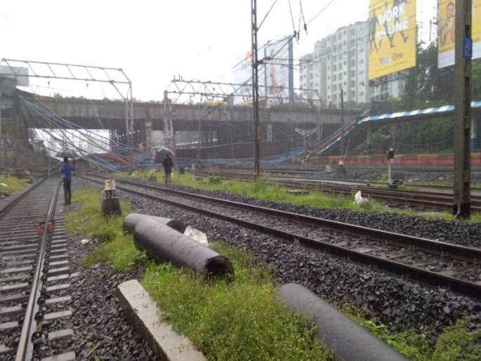 27 crores more important than safe travel by Mumbaikars | मुंबईकरांच्या सुरक्षित प्रवासापेक्षा २७ कोटी रुपये महत्त्वाचे!  27 crores more important than safe travel by Mumbaikars | मुंबईकरांच्या सुरक्षित प्रवासापेक्षा २७ कोटी रुपये महत्त्वाचे!