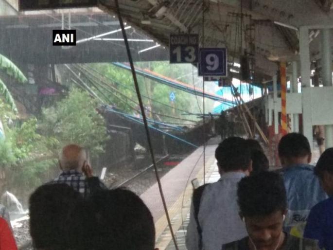 Andheri Bridge Collapse : Part of Gokhale Bridge collapse near Andheri Station, due to this Mumbai Dabbawala's service is closed | Andheri Bridge Collapse : अंधेरी पूल दुर्घटनेमुळे नोकरदारांना घडणार 'उपवास'; डबेवाल्यांची सेवा बंद Andheri Bridge Collapse : Part of Gokhale Bridge collapse near Andheri Station, due to this Mumbai Dabbawala's service is closed | Andheri Bridge Collapse : अंधेरी पूल दुर्घटनेमुळे नोकरदारांना घडणार 'उपवास'; डबेवाल्यांची सेवा बंद