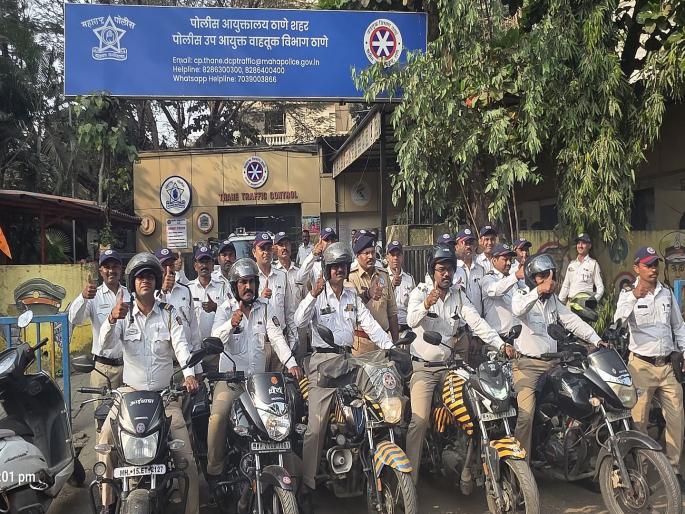 Police riders will come to the aid of 10th and 12th class exam candidates in traffic jams | वाहतूक काेंडीतील दहावी, बारावीच्या परीक्षार्थींच्या मदतीला येणार पाेलिसांचे रायडर्स Police riders will come to the aid of 10th and 12th class exam candidates in traffic jams | वाहतूक काेंडीतील दहावी, बारावीच्या परीक्षार्थींच्या मदतीला येणार पाेलिसांचे रायडर्स